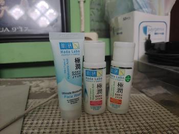 Product Review of Paket Hadalabo Starter Pack Mencerahkan Wajah Series Gokujyun, Shirojyun dan Gokujyun Alfa from h**⭑ 0