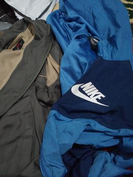 Product Review of Jaket Tebal dan Tipis Cowok Cewek 25rb - 150rb Setrip from r**🦕 0