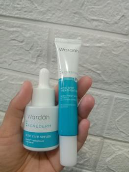 Product Review of WARDAH 5% Azeclair + Salicylic Acid serum Acnederm Acne Care 15 ml - Serum dengan Tea Tree Oil - Serum Jerawat dan Mencerahkan Kulit - Menyamarkan Noda Bekas, Mengurangi Minyak Berlebih - Skincare from G**g 0
