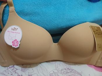 Product Review of Tally Bra Bh Seamless 1883 I Tanpa Kawat I Cup C I 1/2 Cup I Busa Tipis I Size 34 – 38 I Kait 2 I Bahan Katun Seamless from n**L 0