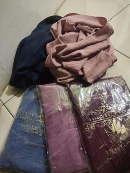 Product Review of Adzkiascarf.id - Pashmina Ouval Instan Kerudung Muslim Crinkle Airflow Premium Cantik, Lebar 75 cm x Panjang 180 cm Jilbab Instan Pad from z**a 0