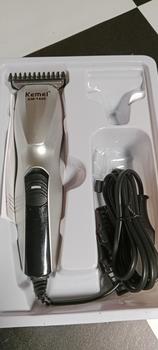 Product Review of KEMEI 1430 & 1431 Alat Cukur Rambut Hair Clipper Cukuran Cord (1430) atau Rechargeable Cordless (1431)Kemei KM 1430 1431 KM1431 KM1430 from R**🇩 2