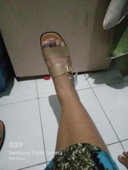 Product Review of PROMO Beli 1 Gratis 2 Sandal Wanita Fashion | Sandal Slop Jepit Wanita Viral Kekinian | sandal Teplek Wanita Terbaru Sendal Karet Cewek from r**l 1