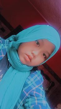 Product Review of Pashmina Full Plisket Lidi Ceruty Babydoll / Pleats Garis Muslim Ceruti Syal from Z**? 1