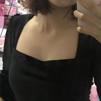 Product Review of Kemeja lengan panjang retro fashion korea atasan off-shoulder beludru hitam wanita blouse baju atasan wanita velvet top crop from 🪳**🪳 0
