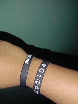 Product Review of Peace - Hitam - Gelang Wristband by Embracelet from ** 0