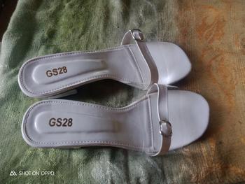 Product Review of Sandal hells wanita/ hak tahu 3cm Mika Gesper (MG) from T**i 0