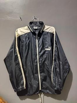 Product Review of Jaket Tebal dan Tipis Cowok Cewek 25rb - 150rb Setrip from 𝘽**𝙉 𝙂**🥀 0