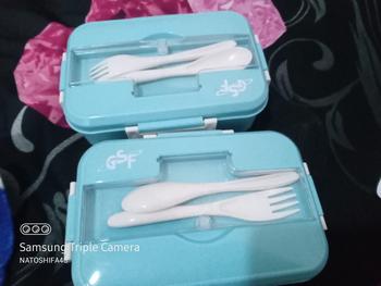 Product Review of Kotak Tempat Makan Lunch Box Tempat Makan Bekal Set Sendok Garpu from s**7 0