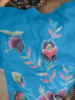 Product Review of Kencana Ungu Daster 40 KUB Label Biru | Daster Tangan Pendek Di Bawah Lutut Leher Bergelombang 3 Kancing Depan Batik Busui from m**i 1