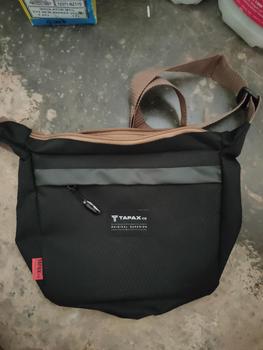 Product Review of [Beli Lokal] TAPAXCO Tas Selempang Pria Henm Slingbag Casual Local Original Waistbag from M**_ 0