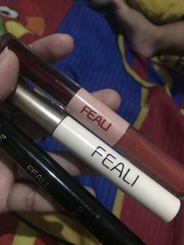 Product Review of 【BPOM】FEALI Mascara Waterproof Long Lasting Volumizing Eye Lash Makeup / Maskara Tahan Air Hitam Kosmetik from L**🕊 1