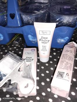 Product Review of ( Ready Stock ) Byzoe Face Peeling Mask Dead Cell Remover - FYC from e**. 0