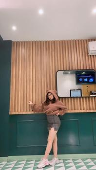 Product Review of Sweater Hoodie Crope V Bear Sherpa Bulu Domba Fit Wanita Tebal Oversize Cream from j**a 2