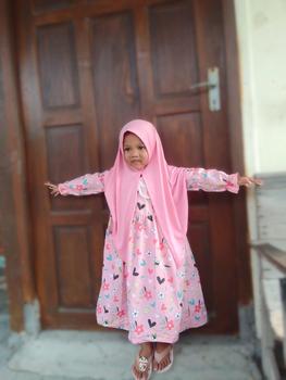 Product Review of Jilbab Anak Segitiga Instan from Y**i m**n 0