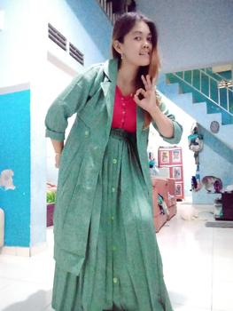 Product Review of SetRok Blazer Rok Plisket Fit Karet Setelan Wanita from W**o 2