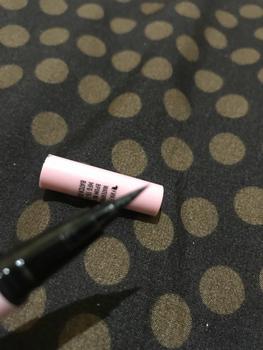 Product Review of [Official] PINKFLASH #OhMyLine Eyeliner Pensil Hitam Anti Air Tahan Lama- Up to 12hours PF-E01 from l**_ 1