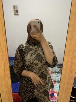 Product Review of Atasan Batik Couple Blus dan Hem Pria Best Seller Kain Katun (Motif Ukel Sopal) Batik Blouse Baju Seragam Pasangan Sarimbit Keluarga from V** ⋆** ᡣ** .** 0