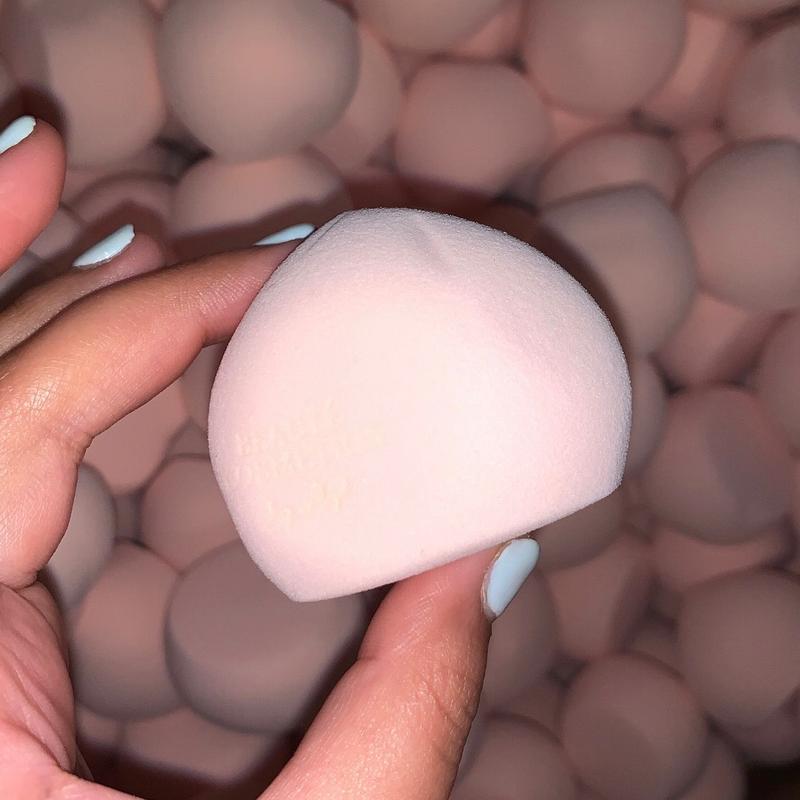Set of 2 Imperfect Mochi Sponges for Makeup Application 0