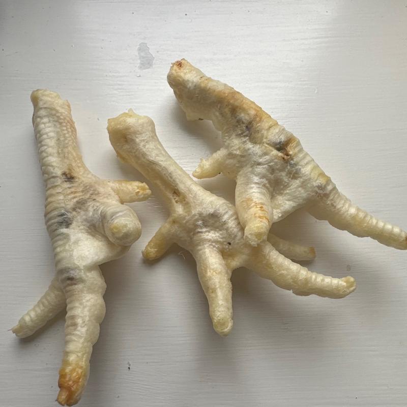 Pet Supplies - Puffed Chicken Feet - Perfect for a Balanced Diet - Reward Your Dog 0