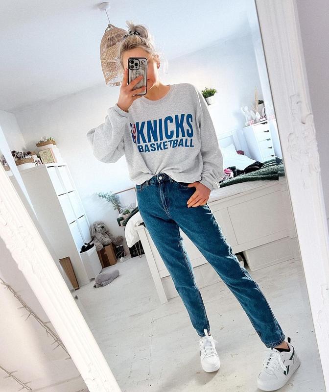 Rachel Green Friends Knicks Sweatshirt 4