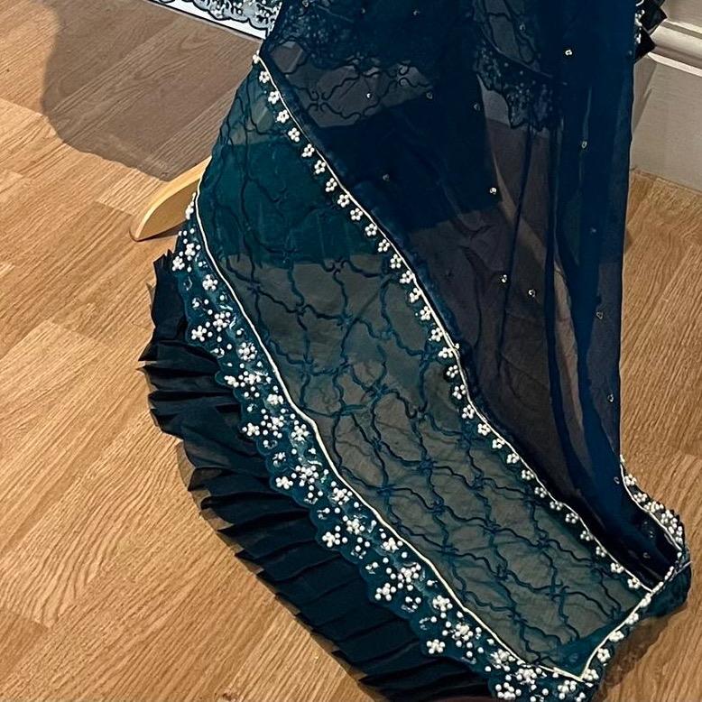 Inayah Formal Partywear Pishwas Dress with Heavy statement Dupatta Pakistani suit Outfit 1