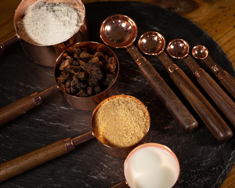 Wooden Rose Gold Measuring Cups & Spoons 6