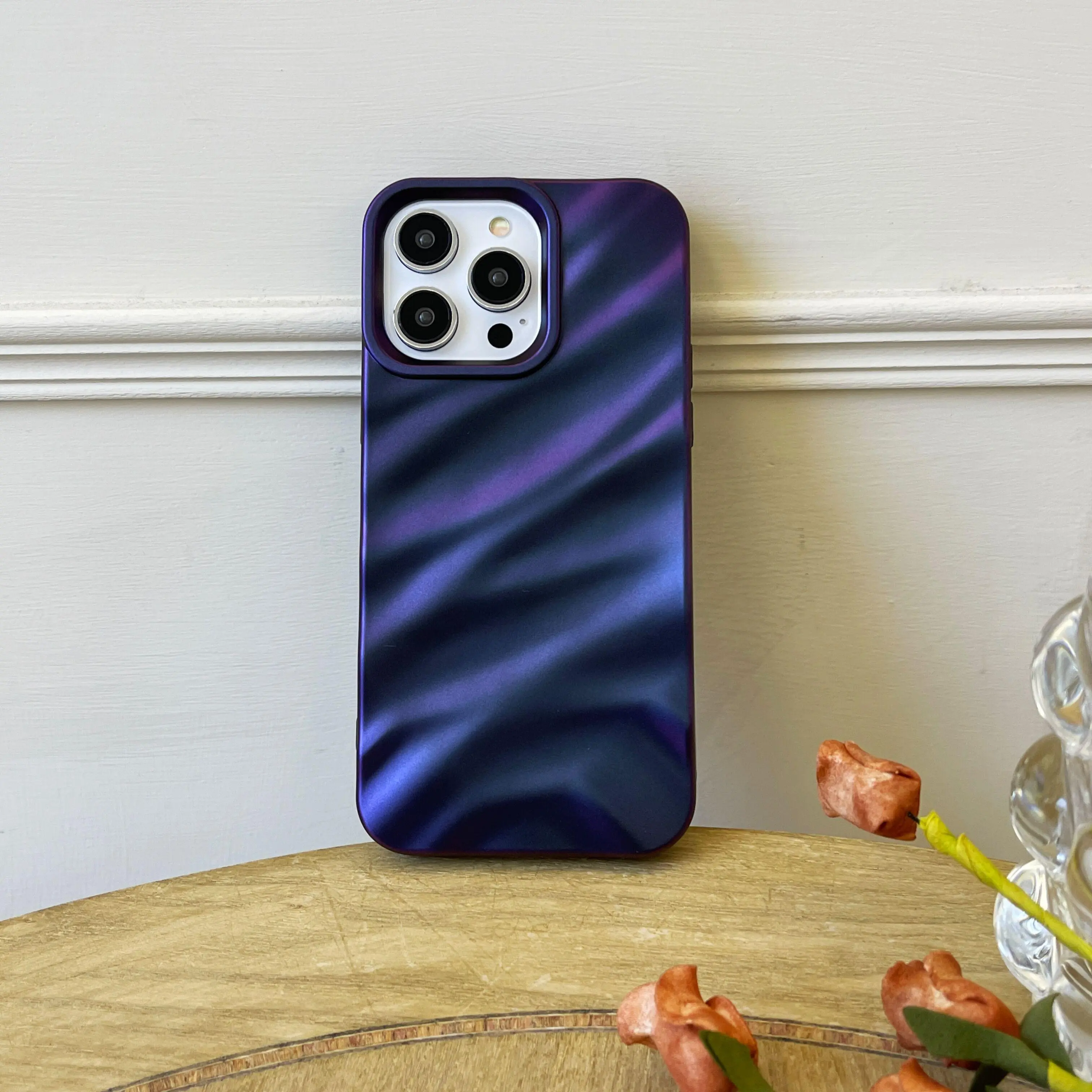 Three-dimensional wave pattern is suitable for iphone11/12/13/14 mobile phone case gradient purple XR/XSMAX/7 protective case