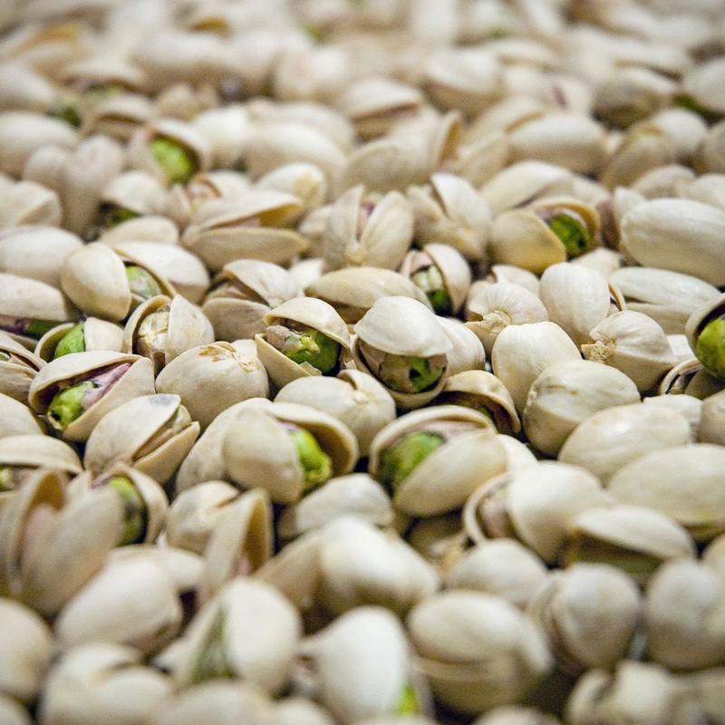 Roasted and salted pistachios 1