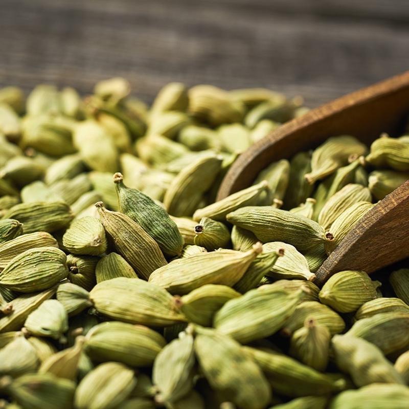 Green Cardamom 1