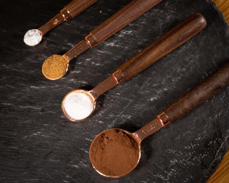 Wooden Rose Gold Measuring Cups & Spoons 3