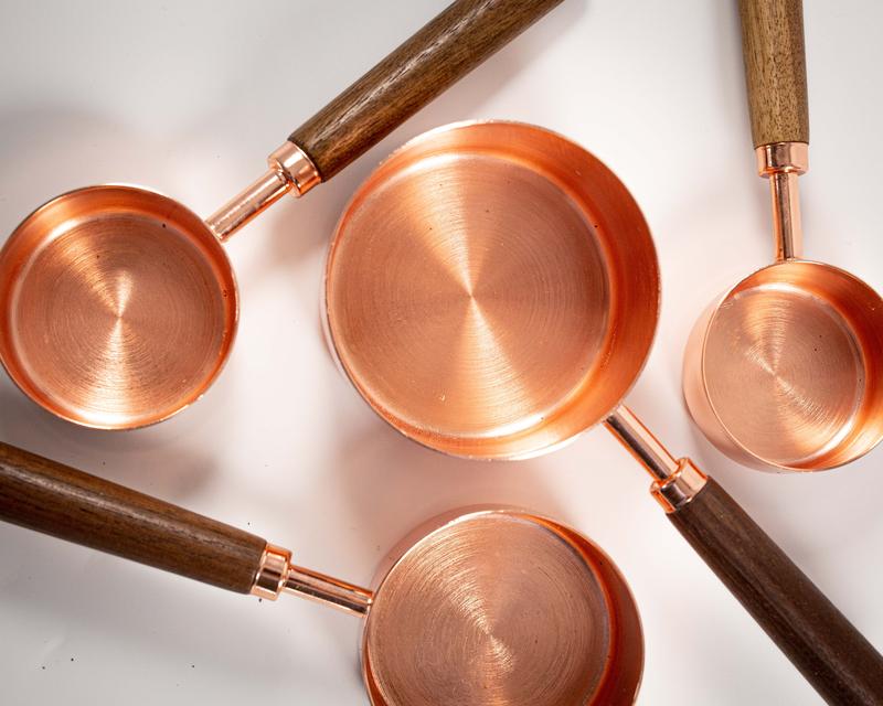 Wooden Rose Gold Measuring Cups & Spoons 2