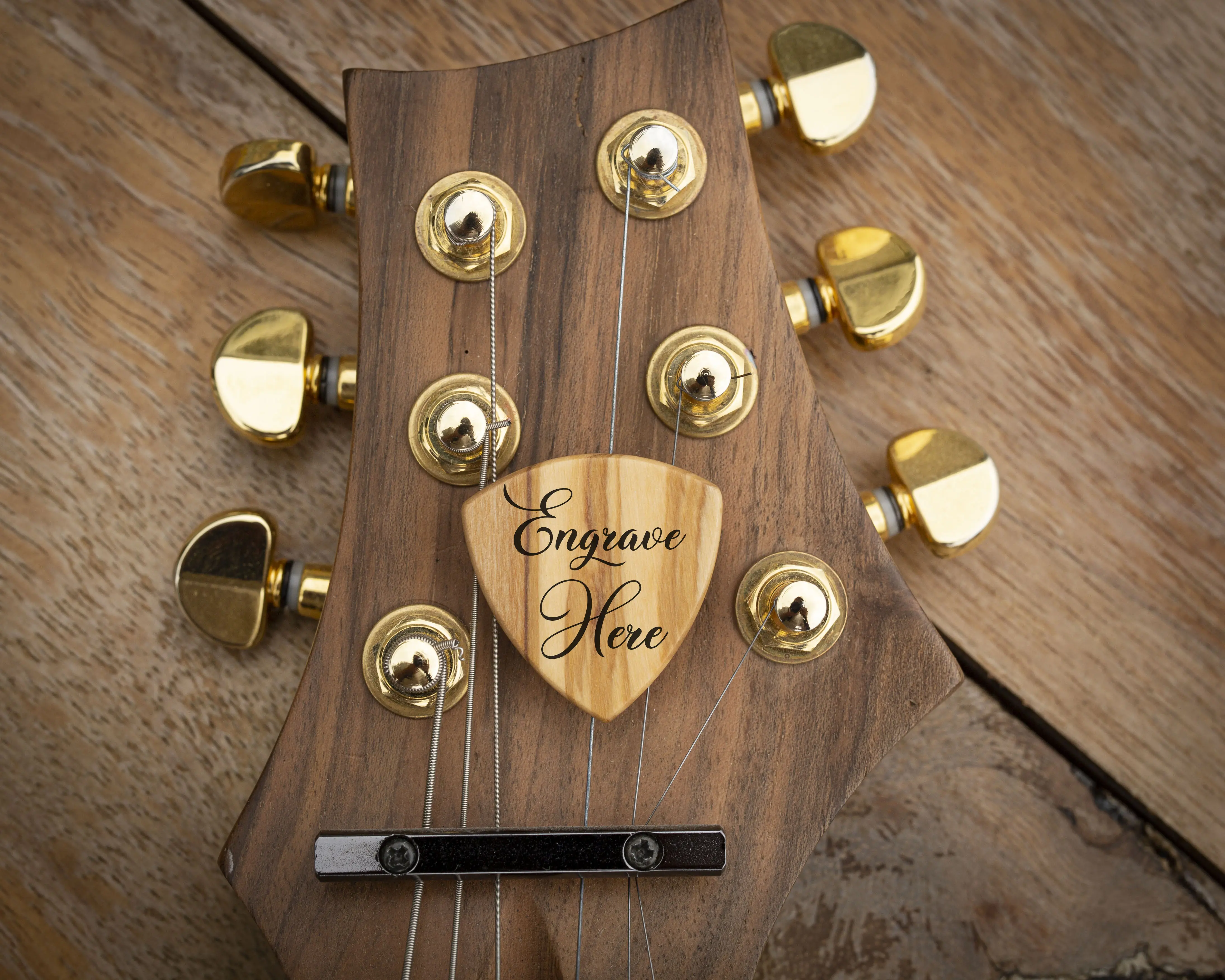 Wooden Guitar Pick & Keyring Pouch,