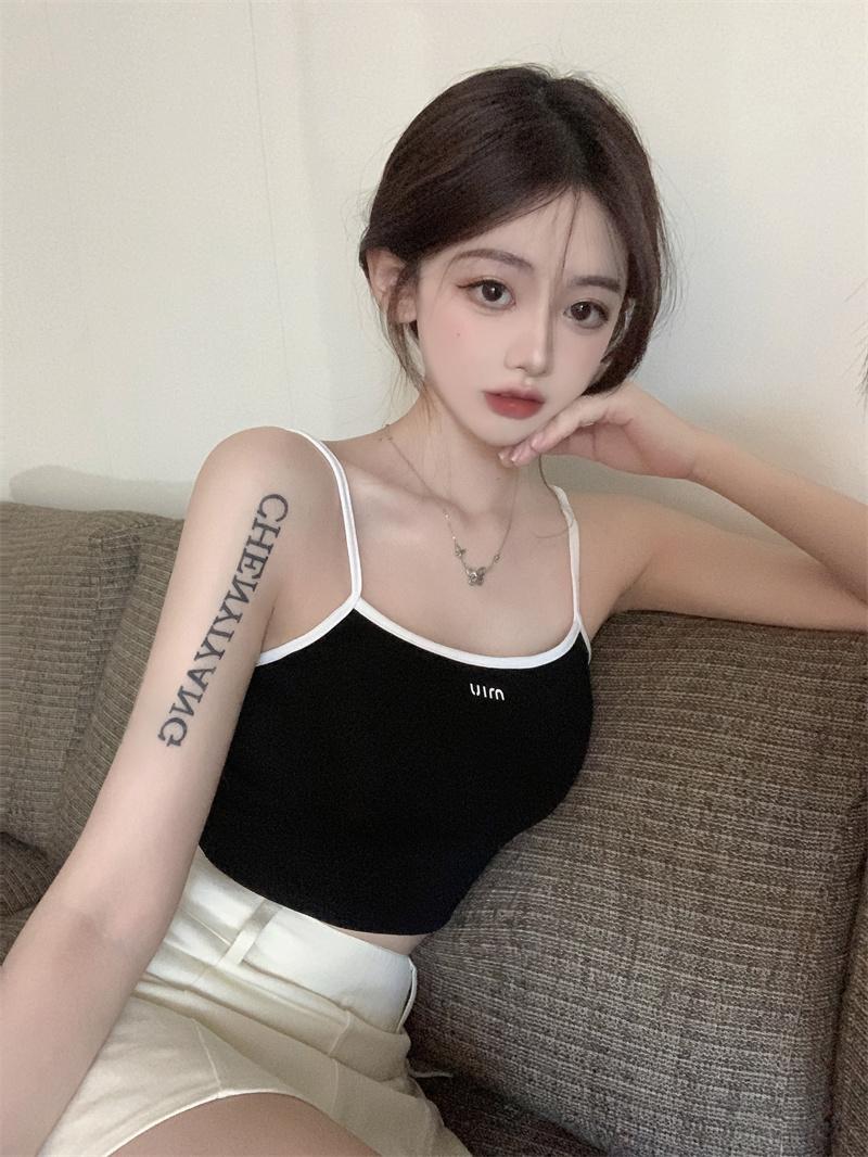 Product Introduction of New halter vest women slim print with chest pad short outside wear inside top 9