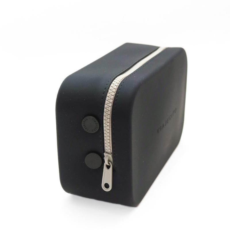 Splashkit Classic (Body Only)- Black with Grey Zip - TikTok Shop ...