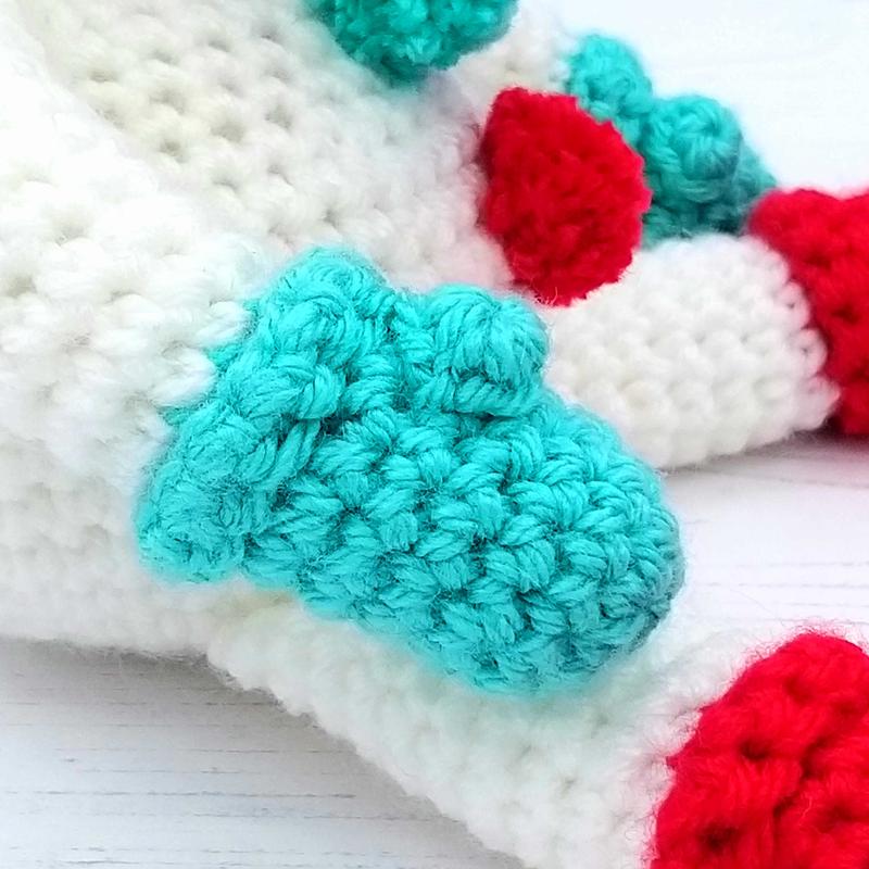 Chilli the Snowman Crochet Kit - Amigurumi Toy DIY Crochet Kit 3