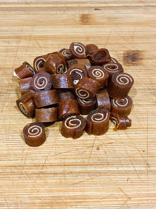 Rolls / Strips / Fruit  - Dog Treats - Duck Strips, Chicken Strips, Apple & Chicken, Duck & cod, Fish & Duck, Cat Treats 5