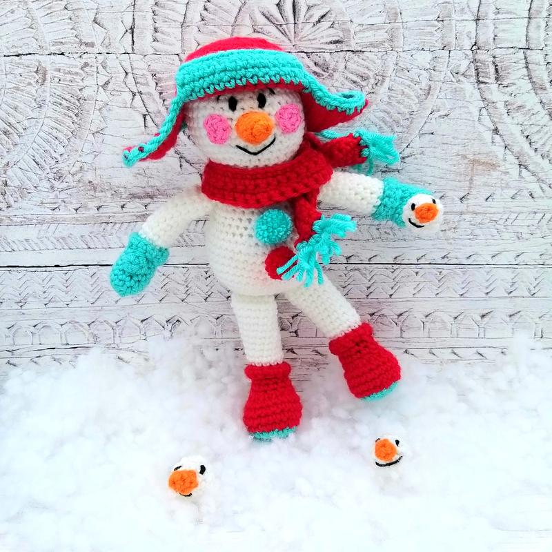Chilli the Snowman Crochet Kit - Amigurumi Toy DIY Crochet Kit 8