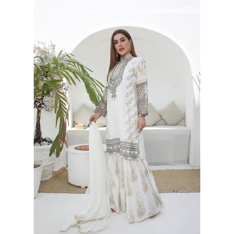 HK181 Bekhud Readymade White Linen Mother & Daughter Suit 1